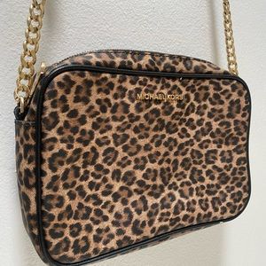 Authentic Michael Kors (Animal Print)
